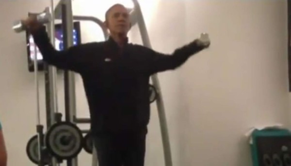 Video: Obama en la intimidad del gimnasio   