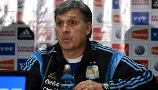 Martino quiso evitar que Tévez lanzara penales ante Colombia