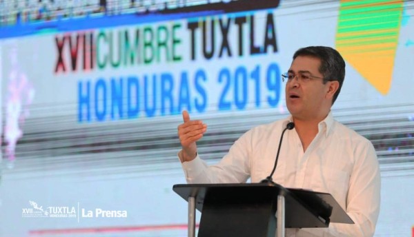 Juan Orlando Hernández: 'Debemos apostar al comercio interregional y soñar en grande'