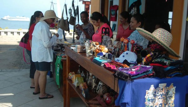 Feriado de octubre genera 3,500 empleos en Honduras