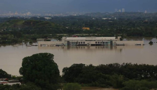 Invertirán L16 millones en reparar bordo que rodea aeropuerto de San Pedro Sula