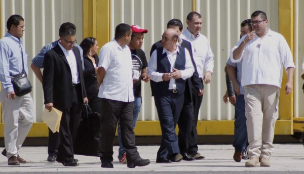 El fiscal mexicano dio 'información delicada' a padres de desaparecidos