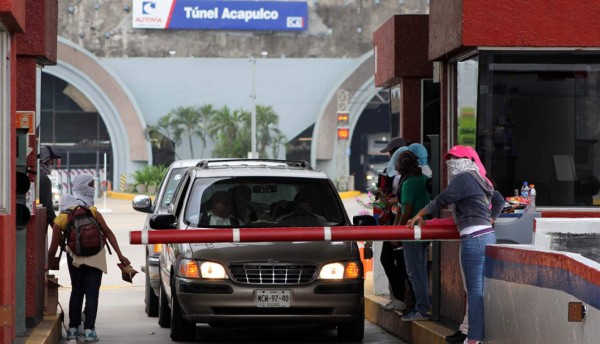 Gobierno mexicano toma el control de 13 municipios por la desaparición de estudiantes