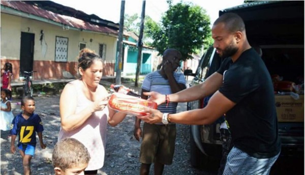 'Muma' Bernárdez aprovecha sus vacaciones para mostrar su lado más humano