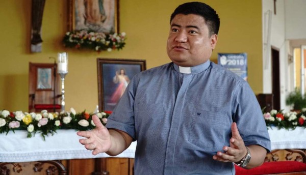 'Este domingo todos a apoyar las misiones': padre Luis Amador