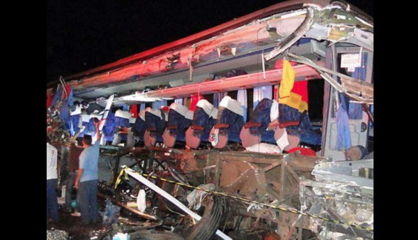 Tragedia en Brasil: 10 muertos y 31 heridos tras accidentarse bus de estudiantes