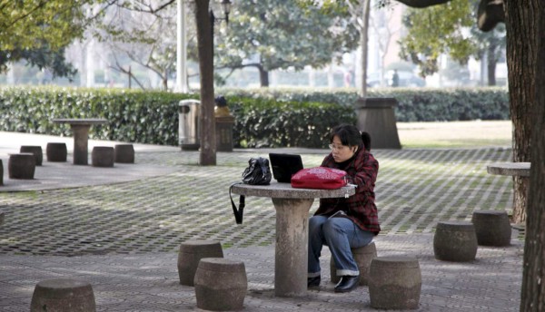 Bloquean acceso a miles de sitios web en China