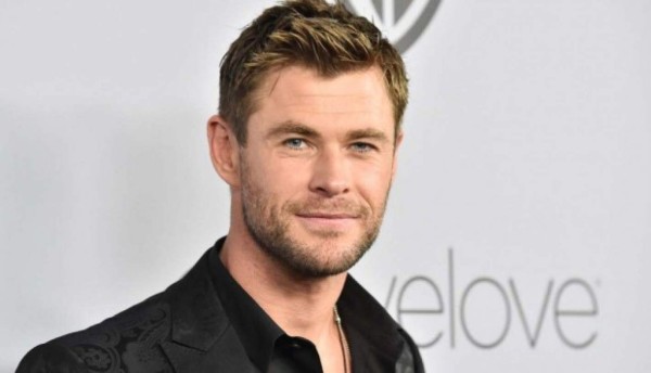 Así luce Chris Hemsworth como un 'hombre de negro'   