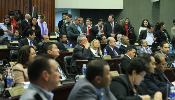 Congreso Nacional aprueba convenio de intercambio tributario con EUA