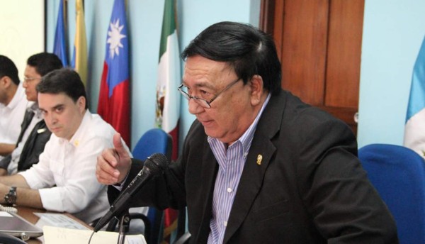 Honduras preside junta directiva del Parlacen