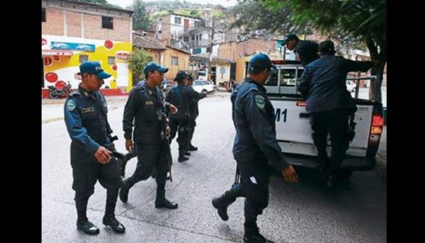 Con fusil de guerra cae pandillero en Tegucigalpa