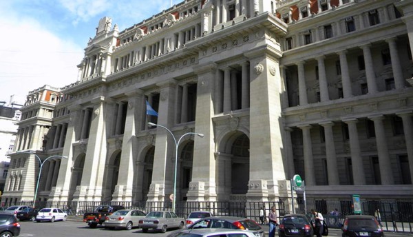 Juzgan en Argentina a indígena boliviana que no tuvo intérprete para defensa