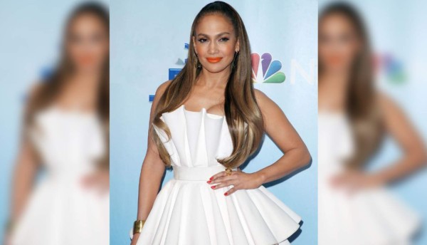 JLo sufrió baja autoestima: 'Me sentía fatal conmigo misma”