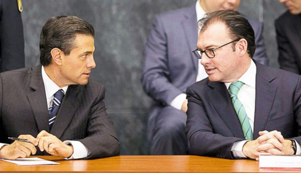 Escándalo político en México salpica a Videgaray