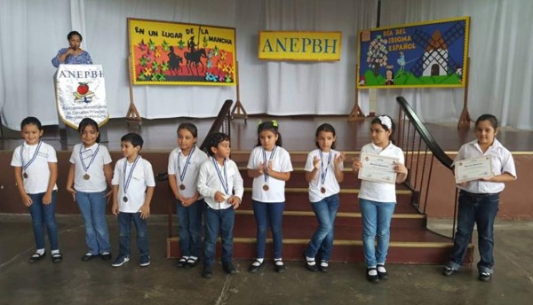 Anepbh impulsa la calidad educativa en escuelas bilingües de Cortés