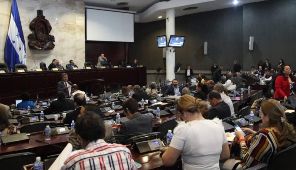 Congreso inicia discusión para aprobar Presupuesto de 2019