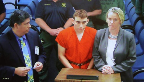 Autor de masacre en Florida quiere donar herencia a víctimas del tiroteo