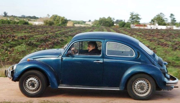 Ofrecen un millón de dólares por Volkswagen del presidente de Uruguay