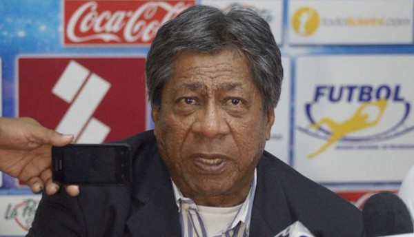 'Quizás yo tenga mayor información que Pinto': Primitivo Mradiaga