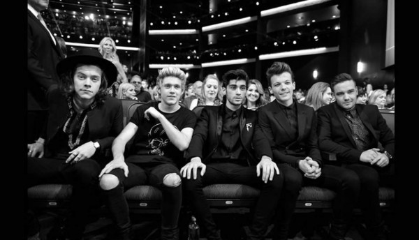 ¿Por qué llora Taylor Swift? Mira lo que pasó en el backstage de los AMAs 2014