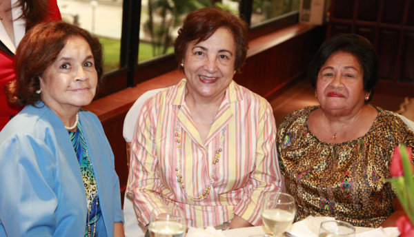 Festejo y acción de gracias en el IWC