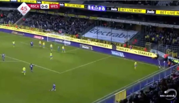 VIDEO: El insólito tiro de esquina que terminó en gol del Anderlecht