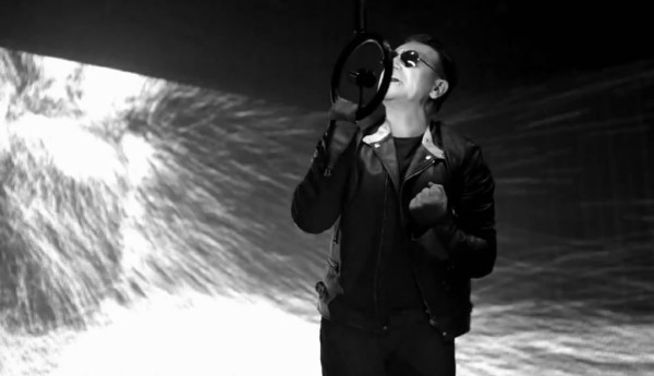 U2 estrenó 'Invisible' en Superbowl