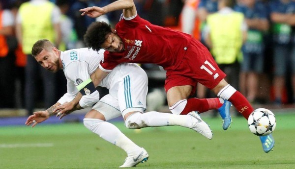 Mohamed Salah no olvida y le deja su mensaje a Ramos tras la lesión