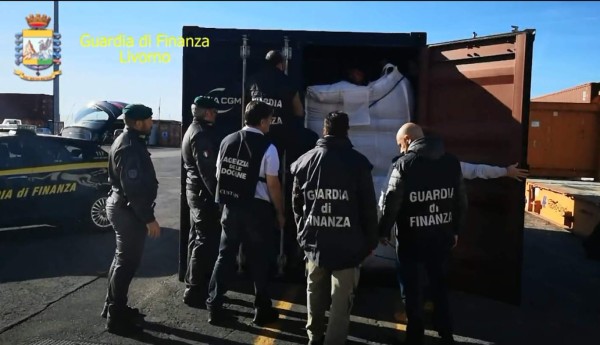 Droga incautada en cargamento con café hondureño vale 148 millones de dólares