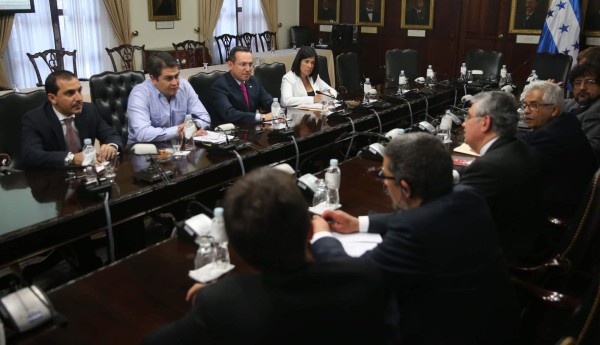 'Cifras macroeconómicas deben reflejarse en inversión y empleo”