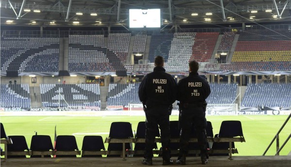 Suspenden por razones de seguridad el Alemania- Holanda