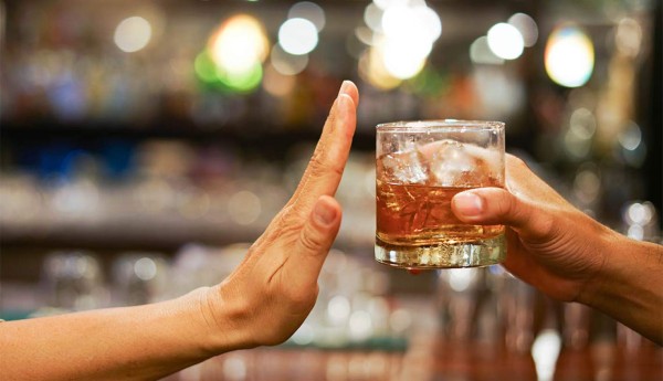 ¿Busca el amor? Los jóvenes beben más alcohol cuando están en relaciones casuales