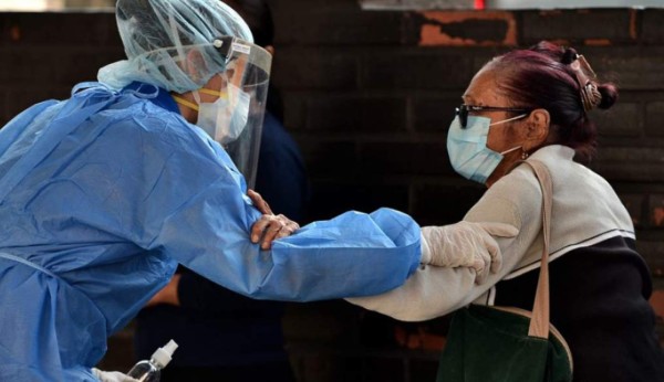 Lanzan programa de rehabilitación poscovid-19 para hondureños