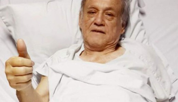 Chelato Uclés fue operado con éxito en Costa Rica