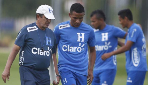 Pinto anuncia que Garrido está cerca de regresar a las canchas