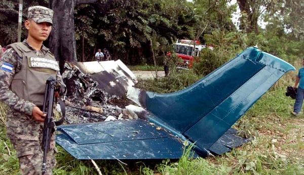 Se estrella avioneta en La Masica, Atlántida