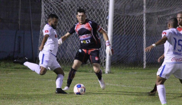 ¡Batacazo! Olimpia fue derrotado ante un sorprendente Vida en el inicio de la pentagonal