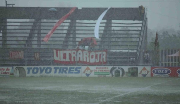 Suspendido el Real Sociedad-Victoria por la lluvia
