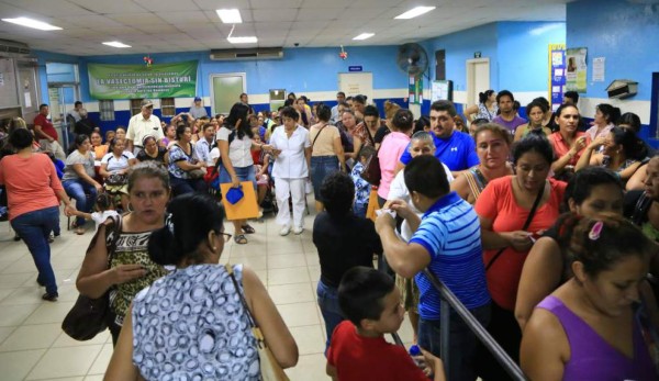 Hasta 100 exámenes al día se realizan en Radiología