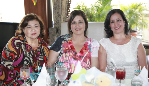 Román Valenzuela Pineda esta por nacer