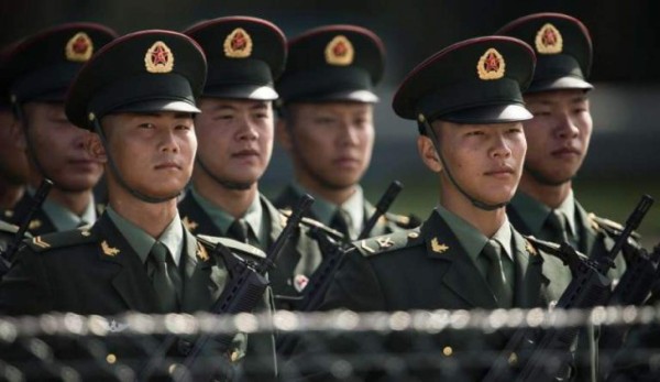 Ejército chino quiere limitar la masturbación entre sus reclutas