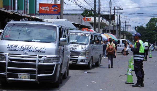 Usuarios del transporte rechazan posible aumento al pasaje