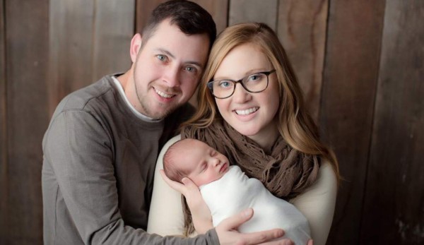 La bebé que nació de un embrión congelado hace 25 años