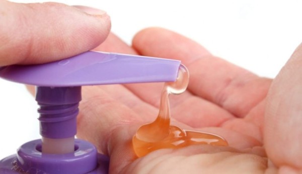 Los jabones antibacterianos no consiguen superar al jabón común
