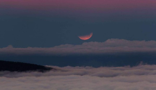 La luna sangrienta se movió por América