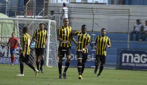 Copa Premier Centroamericana: Real España empata ante Municipal y sella su pase a semifinales