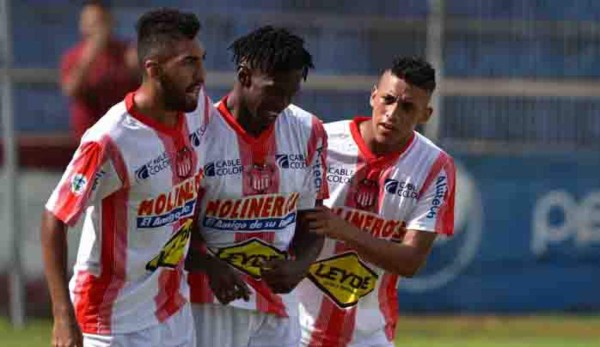 El Honduras Progreso remonta y golea al Vida