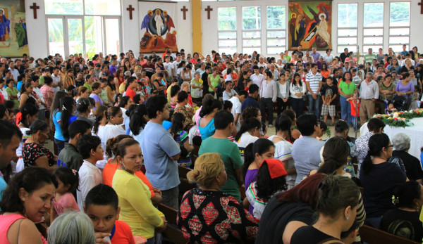 Honduras: Fervor en el día de la Virgen de Guadalupe