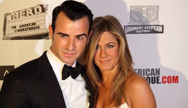 Jennifer Aniston se queda en la cama para escuchar nominados a los Oscar