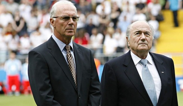 Beckenbauer defiende a Blatter tras el escándalo